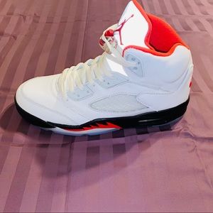 Air Jordan 5 Retro